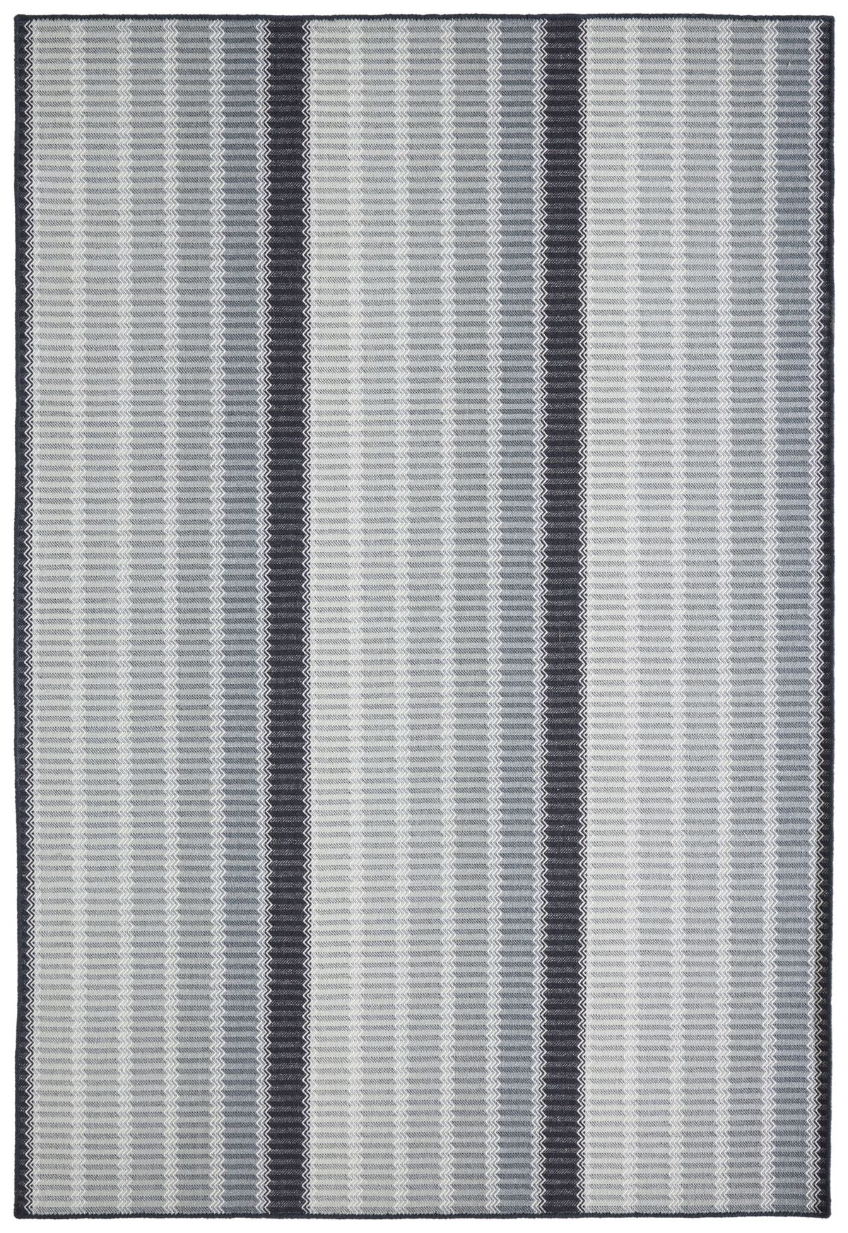 T01010579